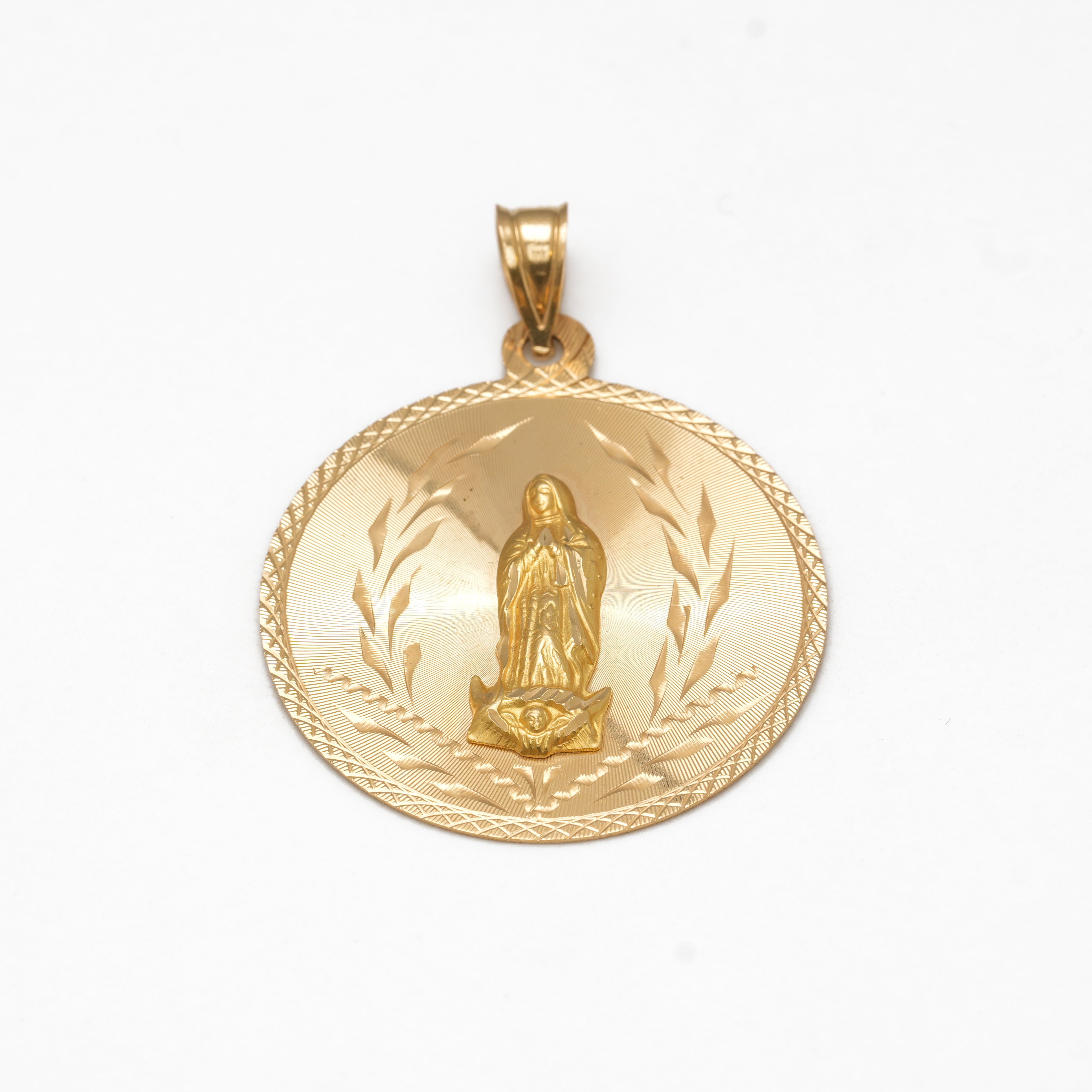 Médaille Vierge Marie plaquée or ajourée - Pendentif religieux en forme