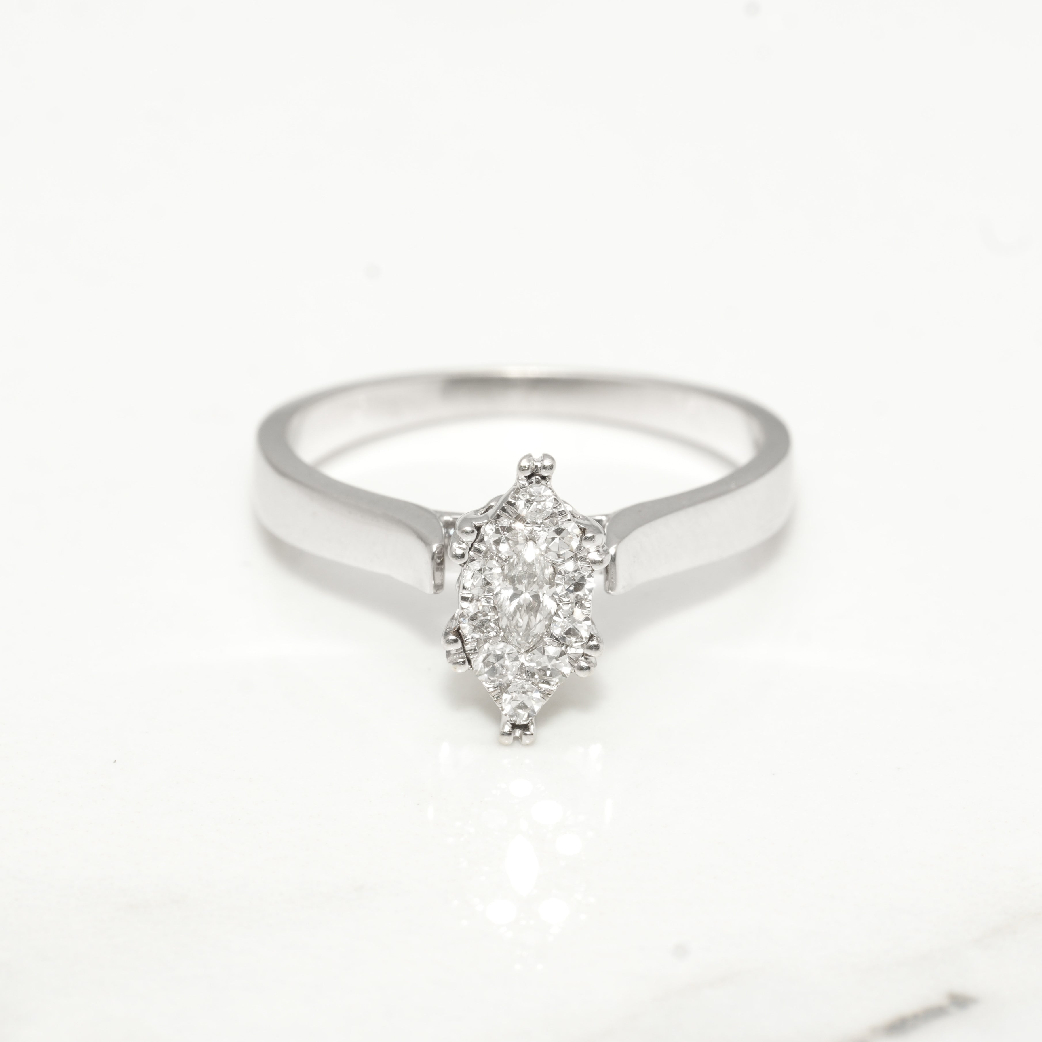 Bague de fiançailles femme Or 14K blanc pierre coupe marquise