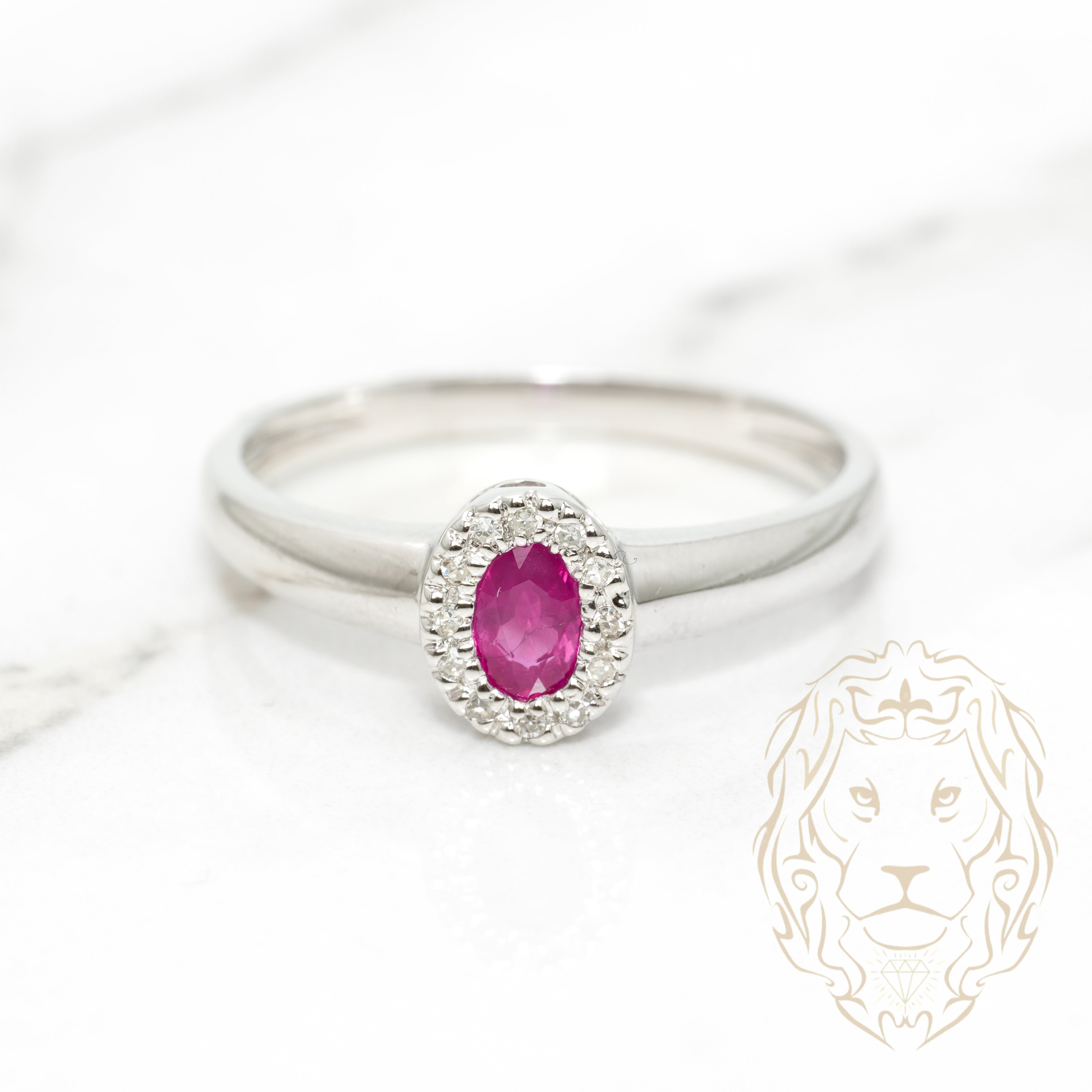 Bague de cocktail en or blanc massif 14 carats avec diamant rond Bague de cocktail en or blanc massif 14 carats avec diamant rond