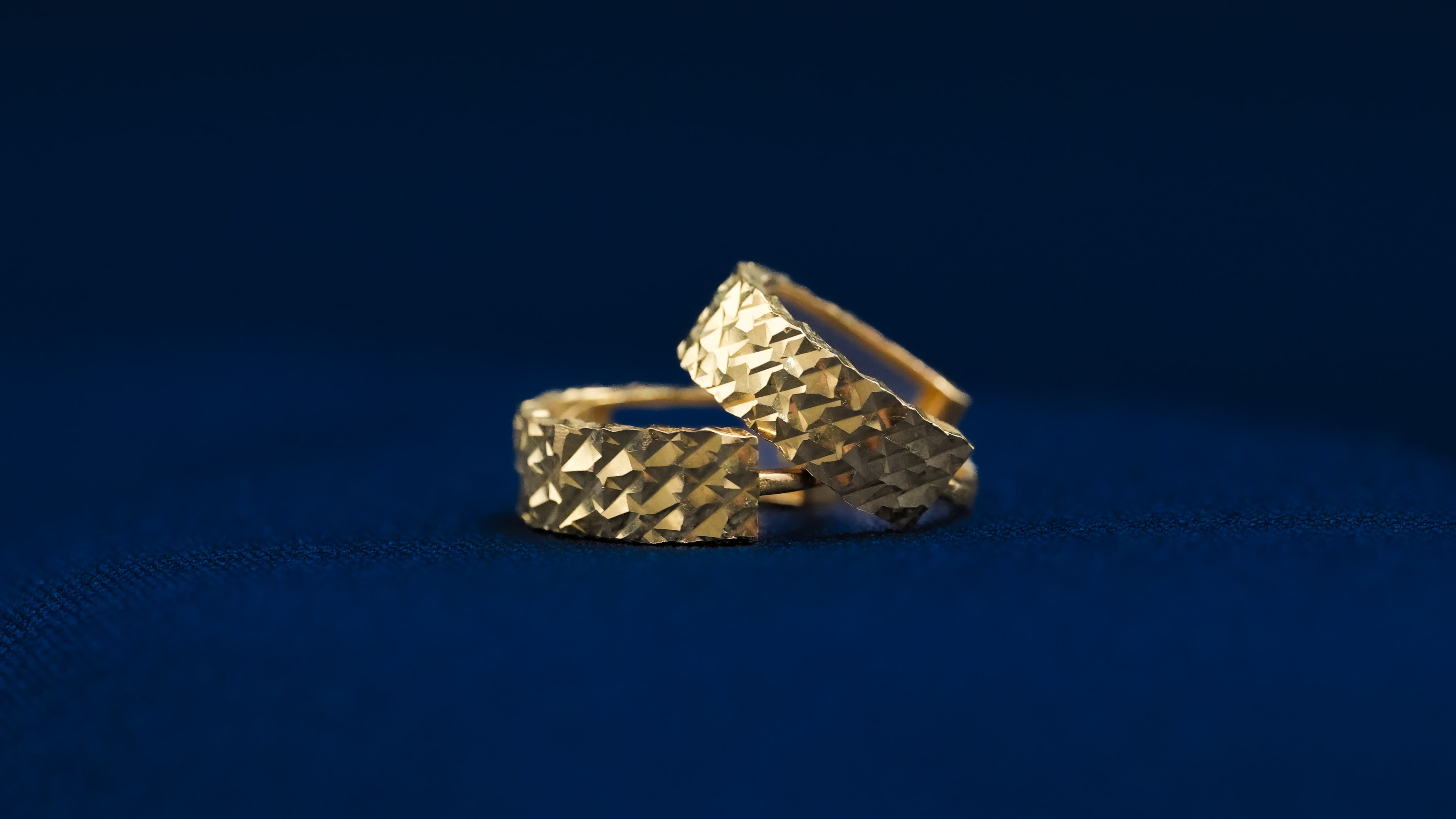 Huggies en or pour femmes