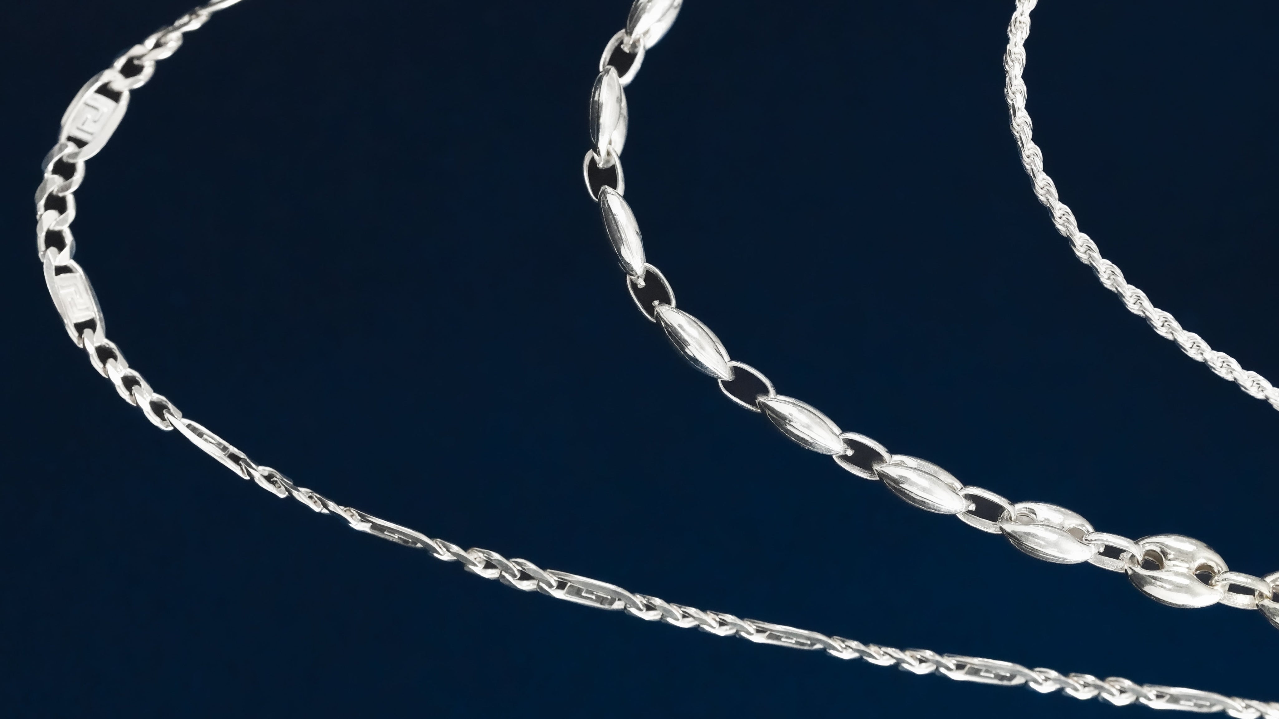 Colliers en argent pour femmes