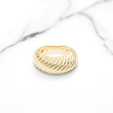 Bague - Or 10K jaune croissant twist poli - RIG401
