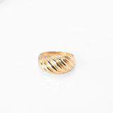 Bague - Or 10K jaune croissant twist poli - RIG433