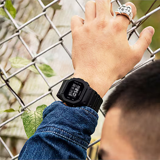 Casio G-Shock DW5600BB-1