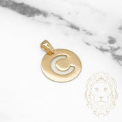 Pendentif - Or 10K jaune "C" style lettre au pochoir poli - PEG377
