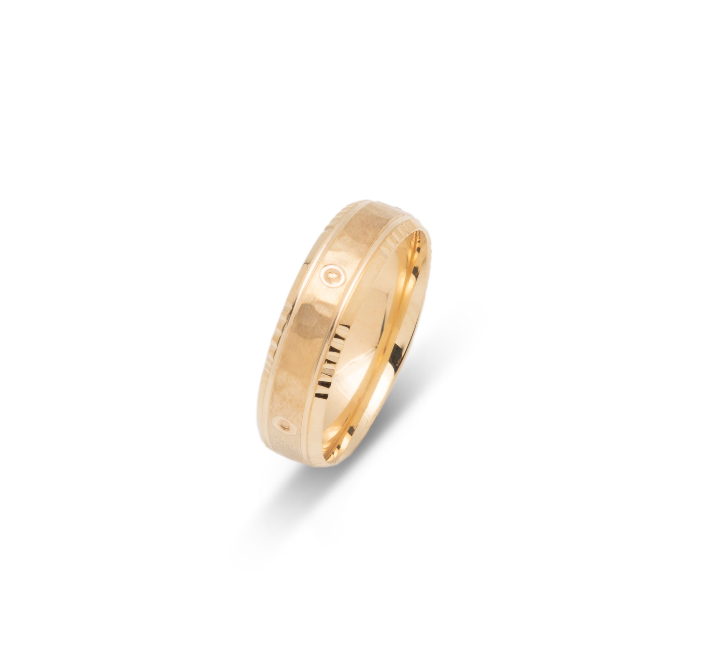 Ring - 10K Gold engraved circles, hammered finish and geometrical border 6mm - RIG603