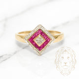 Bague - Or 10K deux tons jaune & blanc motif losange rubis coupe princesse 0.15CT & pavé de diamants nautrels 0.08CT - RIGD068