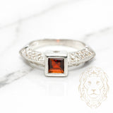 Bague de fiançailles - Or 14K blanc grenat coupe princesse 0.60CT serti clos & pavé de diamants nautrels 0.80CT - RIGD077