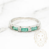 Bague - Or 10K blanc sertie d'émeraudes 0.15CT & diamants naturels 0.10CT - RIGD083