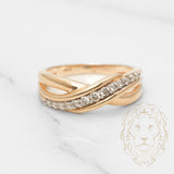 Bague - Or 10K jaune bandes croisées serties de diamants naturels coupe brillant 0.15CT - RIGD212