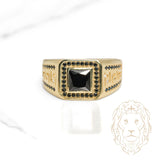 Bague - Or 10K jaune chevalière pierres noires avec motif clé grecque - RIG1105