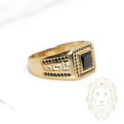Bague - Or 10K jaune chevalière pierres noires avec motif clé grecque - RIG1105