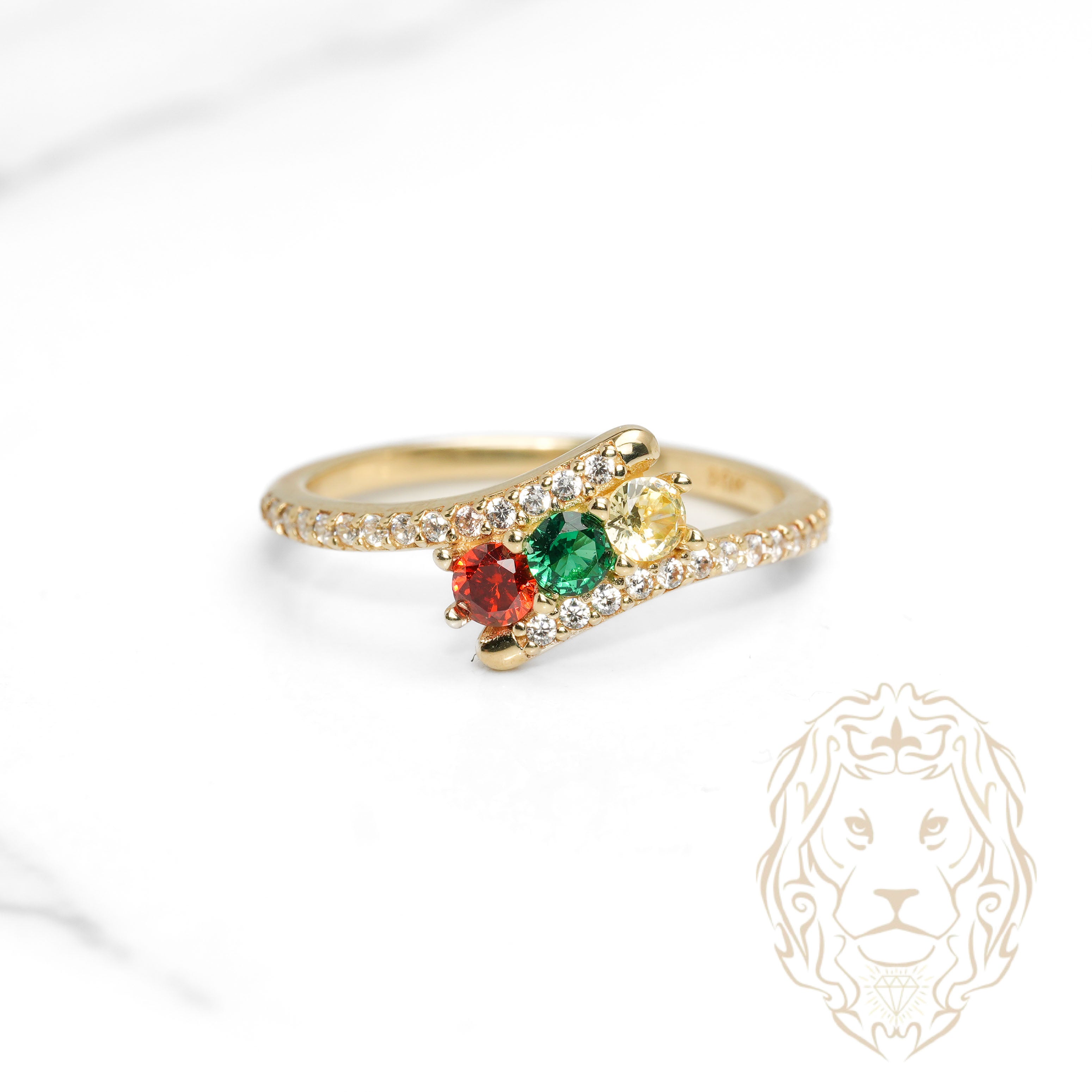 Bague - Or 10K jaune trois pierres tige fendue pavé de cz - RIG1108