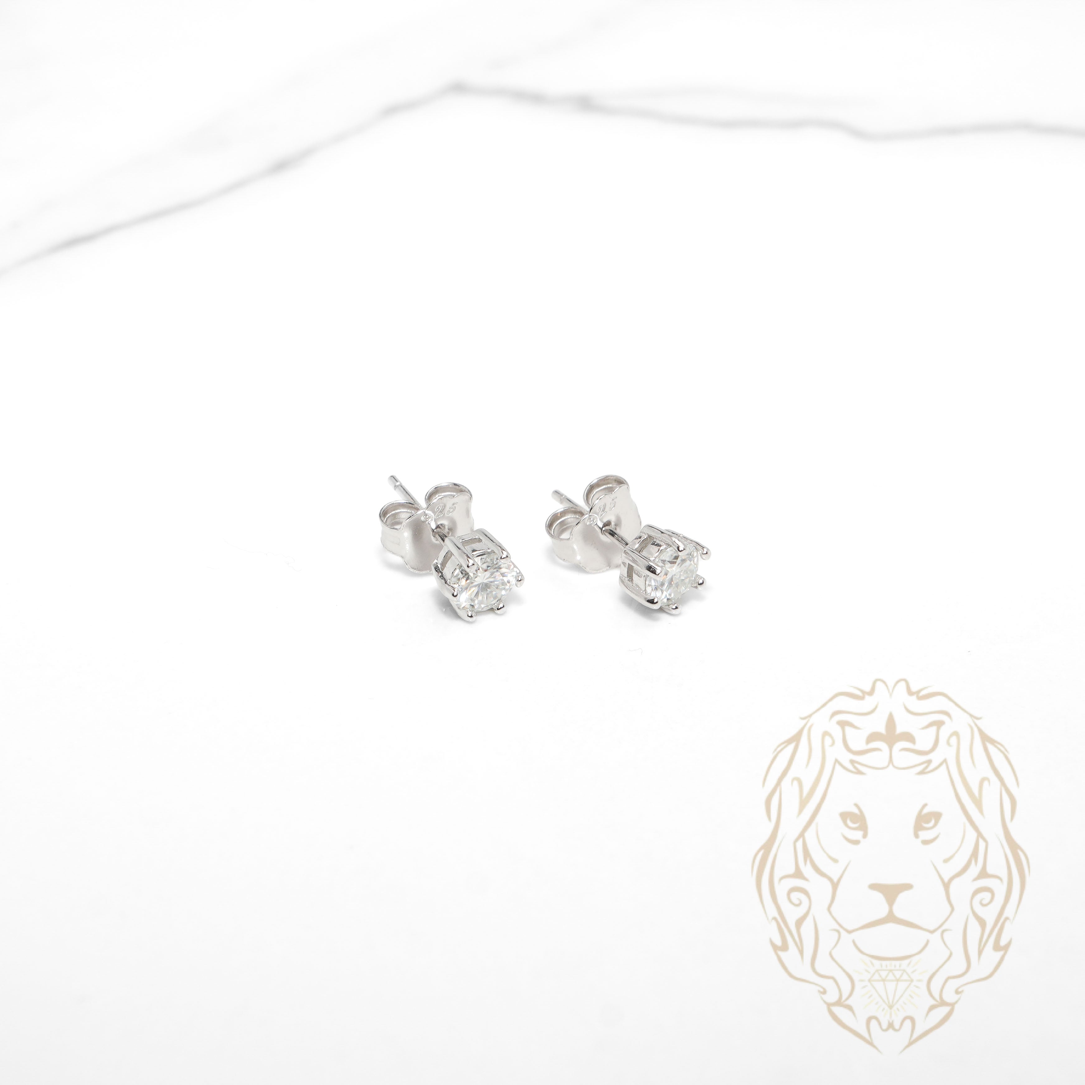 Studs - Argent pierre AAA coupe ronde 1.00TCW / 5mm - BOS386