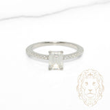 Bague - Argent solitaire pierre AAA coupe émeraude 1.00CT & monture pavé - RIS1421