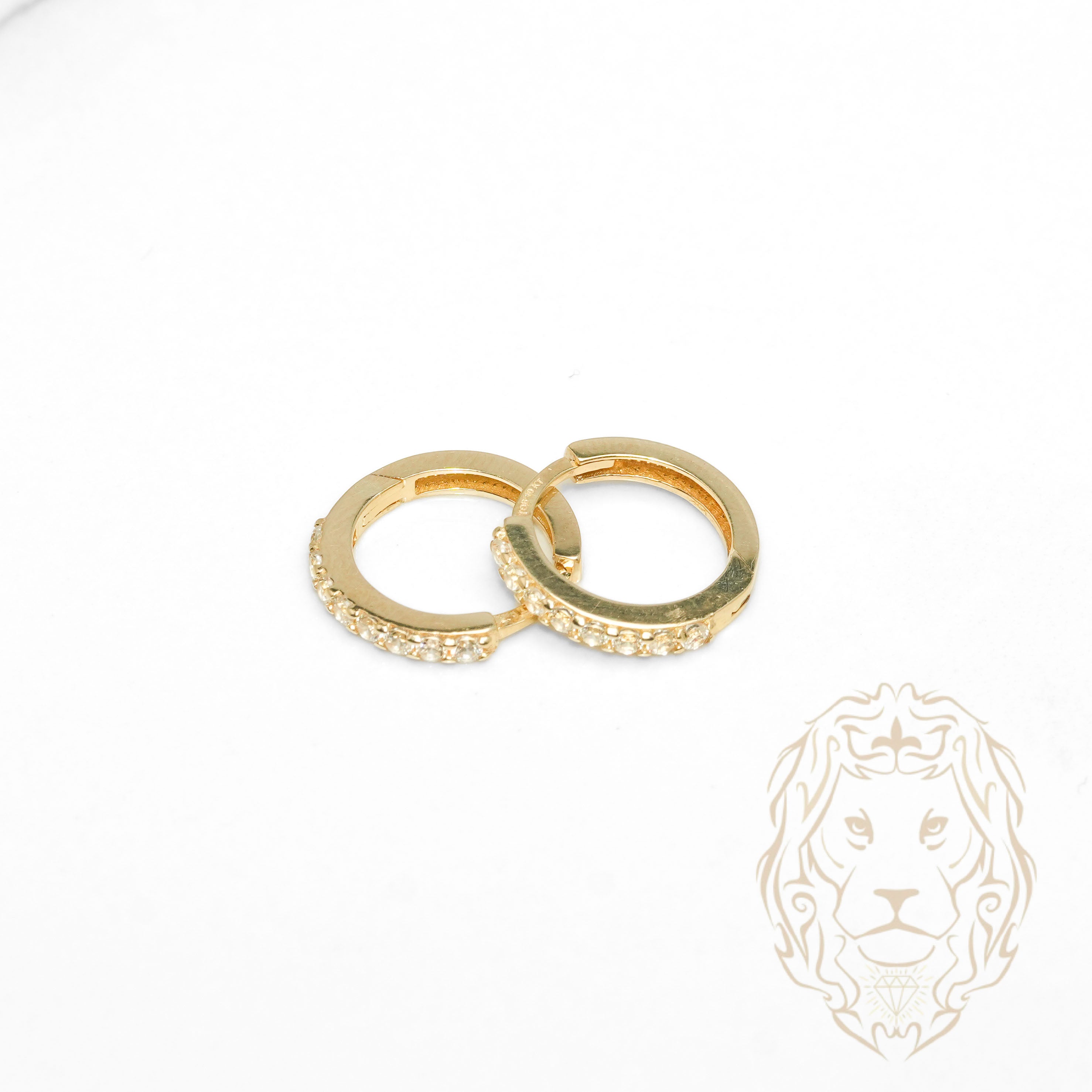 Huggies - Or 10K jaune semi-éternité pierres cz 2mm X 9mm - BOG1321