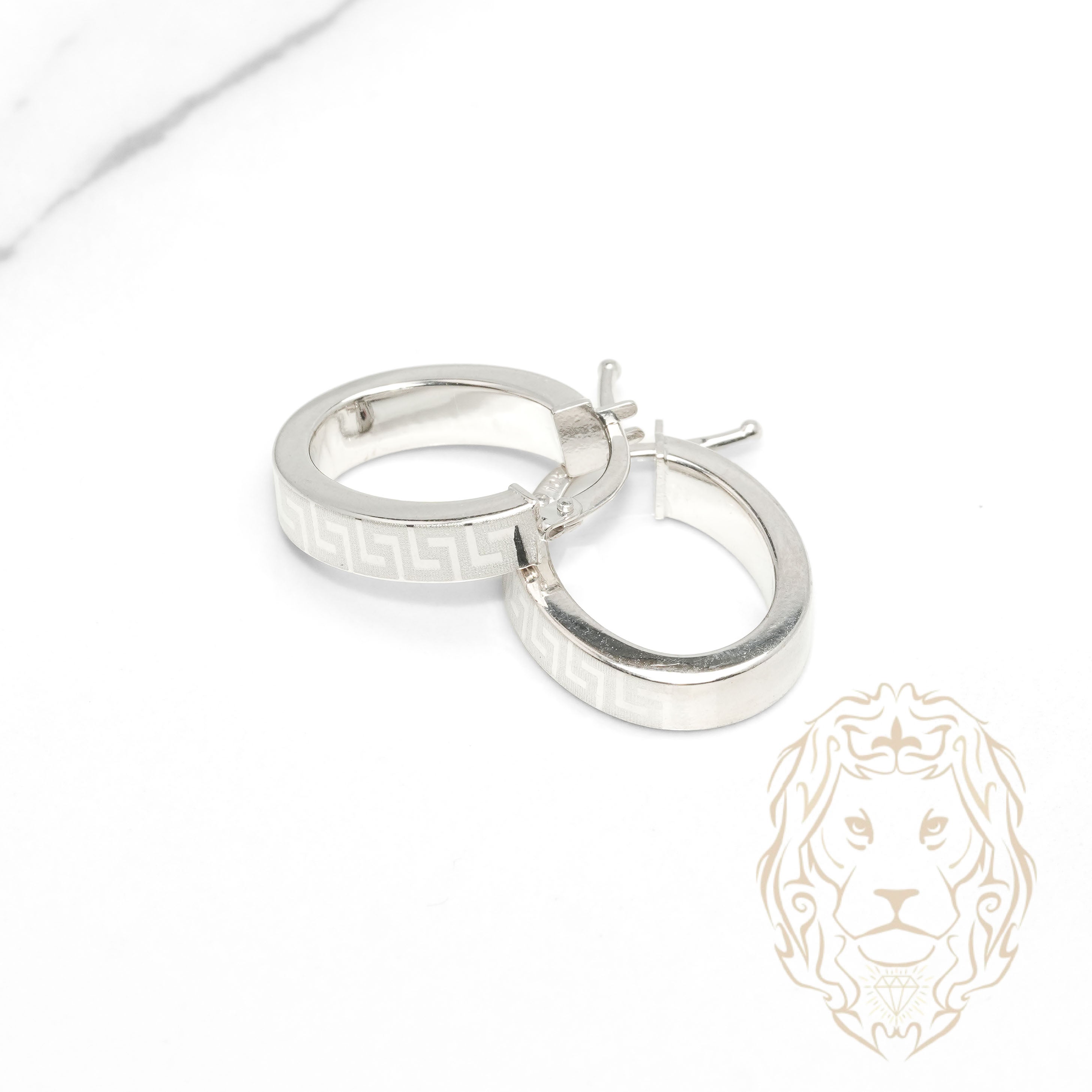 Hoops - Or 10K blanc ovale clé grecque & bords carrés  4mm X 13mm - BOG1333