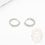 Huggies - Or 10K blanc semi-éternité pierres cz 2mm X 10mm - BOG1334