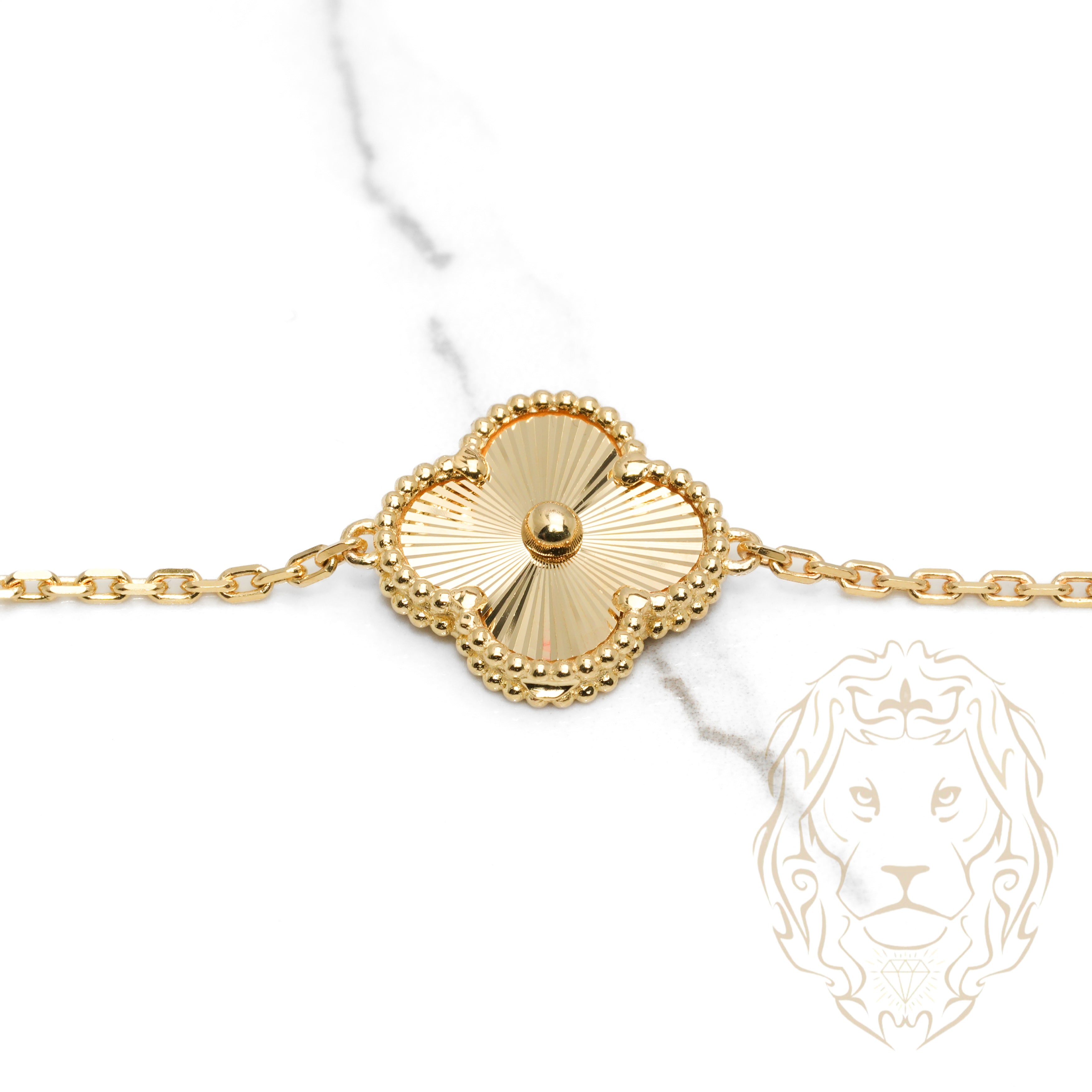 Collier - Or 10K jaune trèfles guillochés 15mm - CHG1131