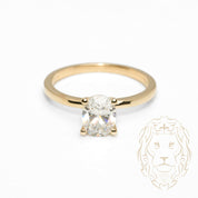 Bague - Or 10K jaune solitaire pierre cz coupe ovale - RIG1047