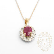 Collier - Or 10K jaune pendentif halo rubis ovale & diamants naturels 0.20TCW - CHGD084