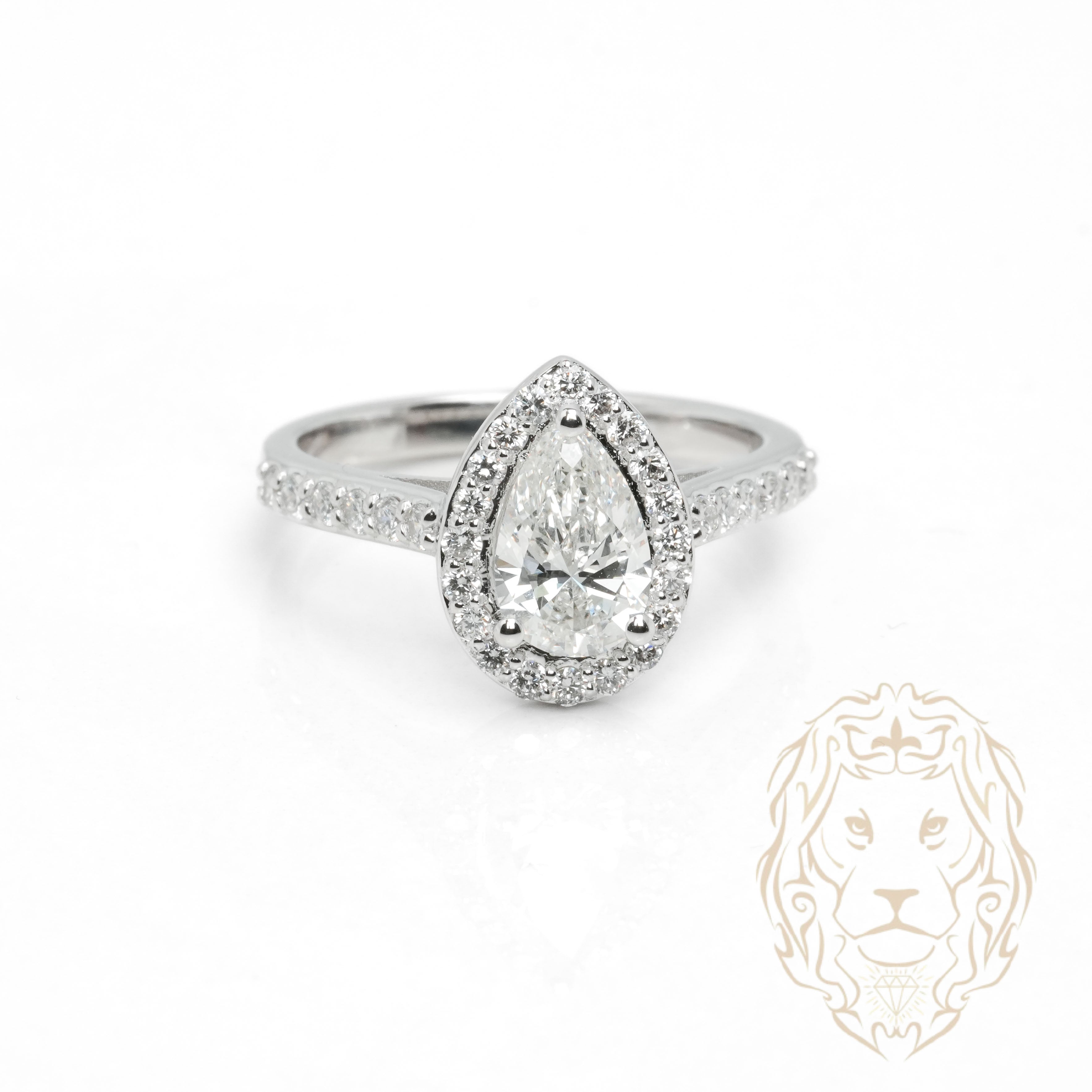 Bague de fiançailles - Or 14K blanc ensemble (2) halo coupe poire diamant de laboratoire 1.00CT avec monture & alliance semi-éternité 0.30TCW - RIGL122