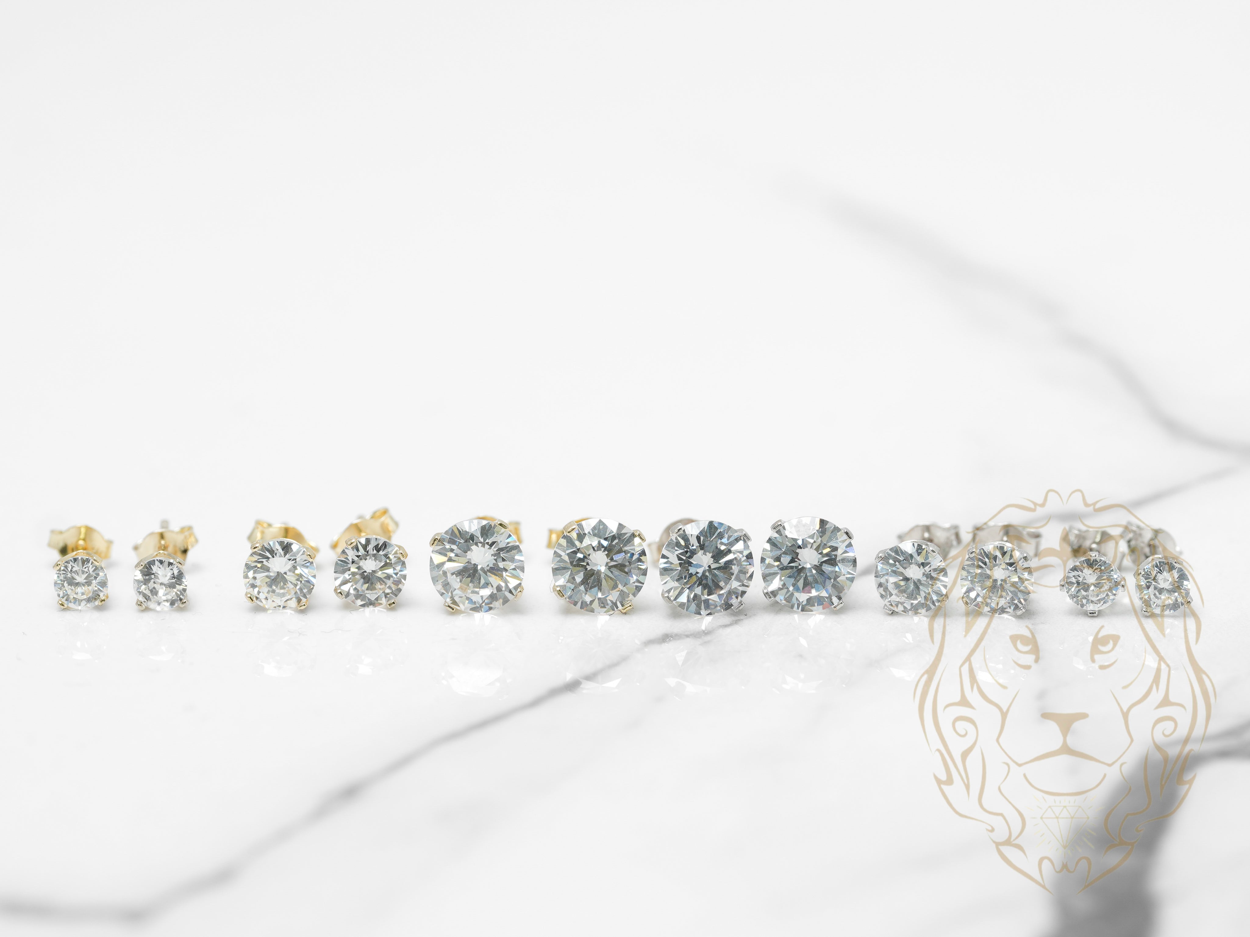 Screw Studs - 14K gold white diamond lab cut round brilliant 1.00CT - BOGL037