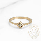 Bague de fiançailles - Or 10K jaune solitaire composite carré sertie de diamants naturels 0.10CT - RIGD251