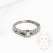 Engagement ring - 14K gold white round brilliant cut natural diamond 0.15CT with pavé setting - RIGD260