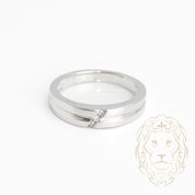 Bague jonc - Or 10K blanc trois pierres diamants naturels 0.05CT & rainure polie - RIGD367