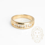Bague jonc - Or 10K jaune sertie de diamants naturels coupe rond brillant 0.30CT & coupe baguette 0.15CT en canal - RIGD380