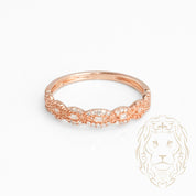 Bague - Or 10K rose motif microbillé & sertie de diamants naturels coupe rond & baguette 0.10CT - RIGD386