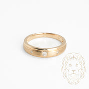 Wedding band ring - 10K yellow gold three natural diamonds 0.15CT - RIGD403