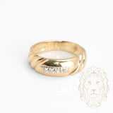 Bague jonc - Or 10K jaune twist sertie de diamants naturels 0.03CT - RIGD405