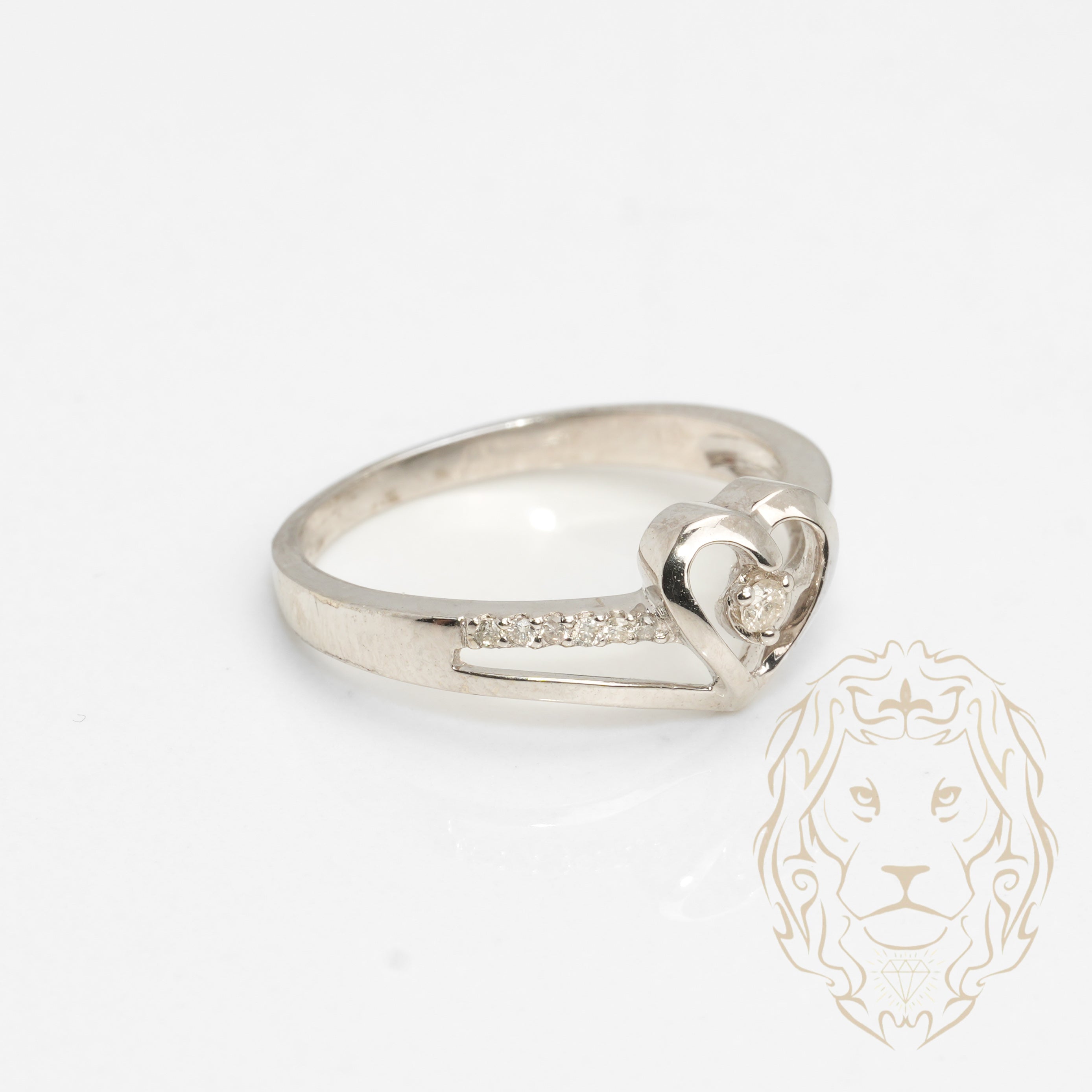 Large 18,5 mm – Bague Femme avec brillants 12 diamants 0.14 ct. En Or Large 18,5 mm – Bague Femme avec brillants 12 diamants 0.14 ct. En Or
