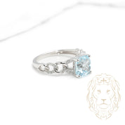 Ring - 10K white gold blue topaz 1.75CT & diamond pavé links lab 0.11CT - RIGL056