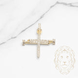Pendentif - Or 10K deux tons jaune & blanc croix en clous pavé de cz - PEG623