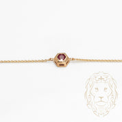 Bracelet - Or 10K jaune trois pierres rubis 0.36CT sertis clos - BRG587