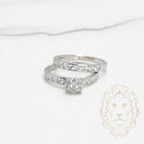 Bague de fiançailles - Argent ensemble (2) cluster cz rond avec monture & semi-éternité cz en canal - RIS524