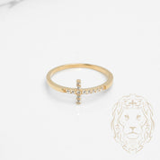 Bague - Or 10K jaune croix pavé de cz - RIG784