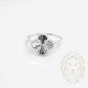 Bague - Or 10K blanc trèfle guilloché 13mm - RIG821