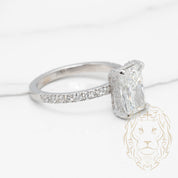 Bague Kelly Midi - Or hidden halo diamant lab coupe radiant 2.50CT avec monture pavé de diamants 0.50CT - RIGL085