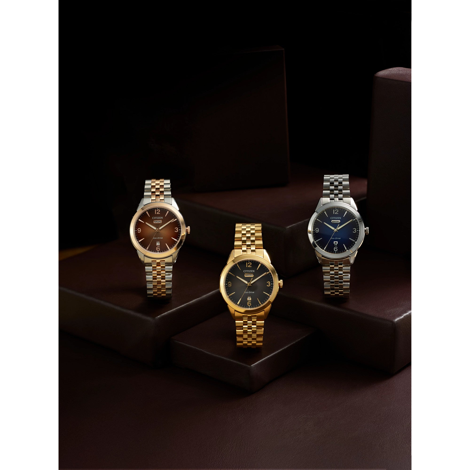 Montre Citizen Rolan AW0152-58H, cadran noir, mise en situation