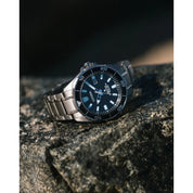 Montre Citizen Promaster Dive BN0200-56E, cadran noir, mise en situation