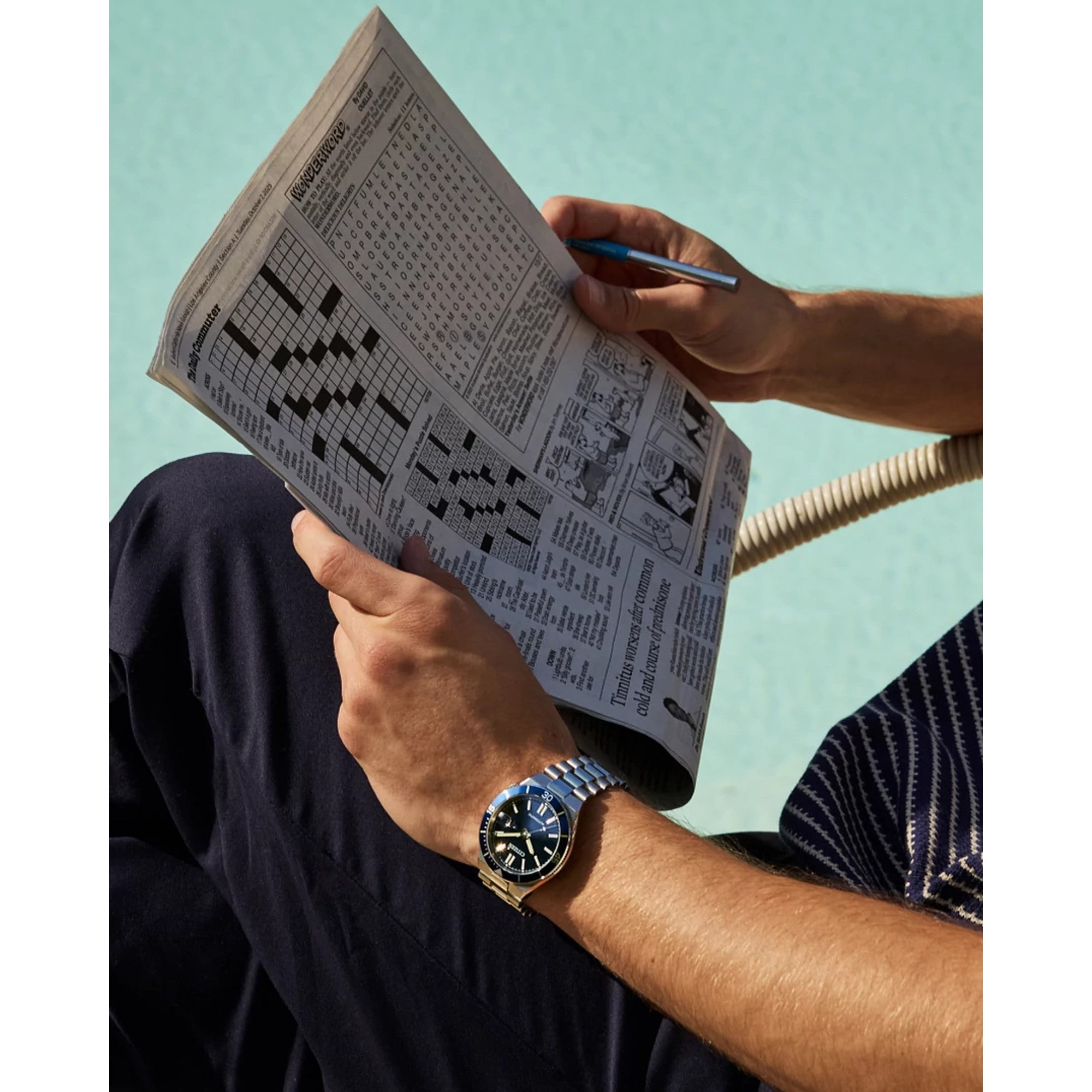 Montre Citizen Tsuyosa NJ0230-59L, cadran bleu, mise en situation