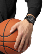 Montre Tissot Supersport NBA Special Edition 45.5mm T125.617.37.067.00, cadran noir, portée