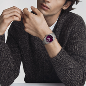 Montre Tissot PRX 40mm T137.410.11.401.00, cadran violet, portée