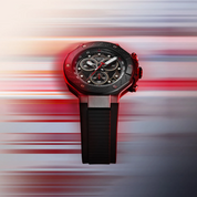 Montre Tissot T-Race MotoGP Quartz Chronograph 2025 45mm T141.417.27.081.00, cadran gris, mise en scène