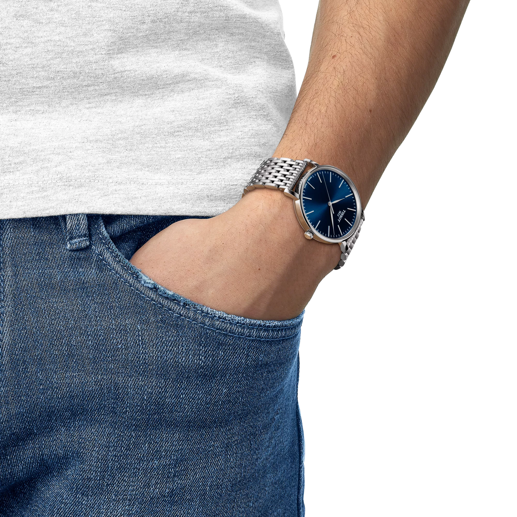 Montre Tissot Everytime 40mm T143.410.11.041.00, cadran bleu, portée