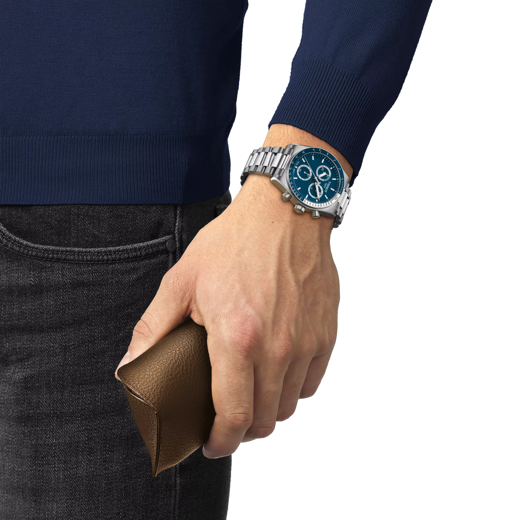 Montre Tissot PR516 40mm T149.417.11.041.00, cadran bleu, portée